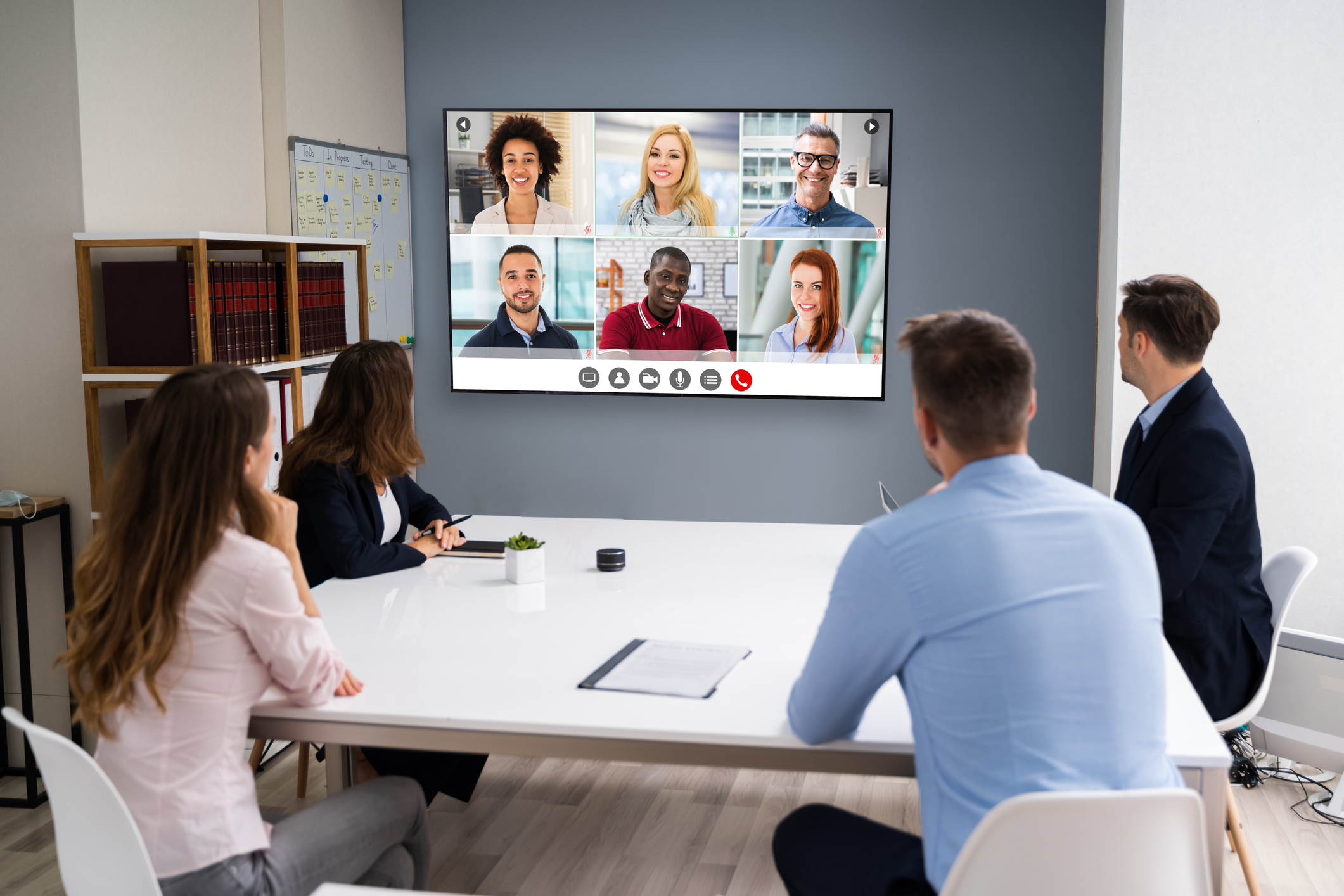 Top 7 video conferencing software for spring 2023